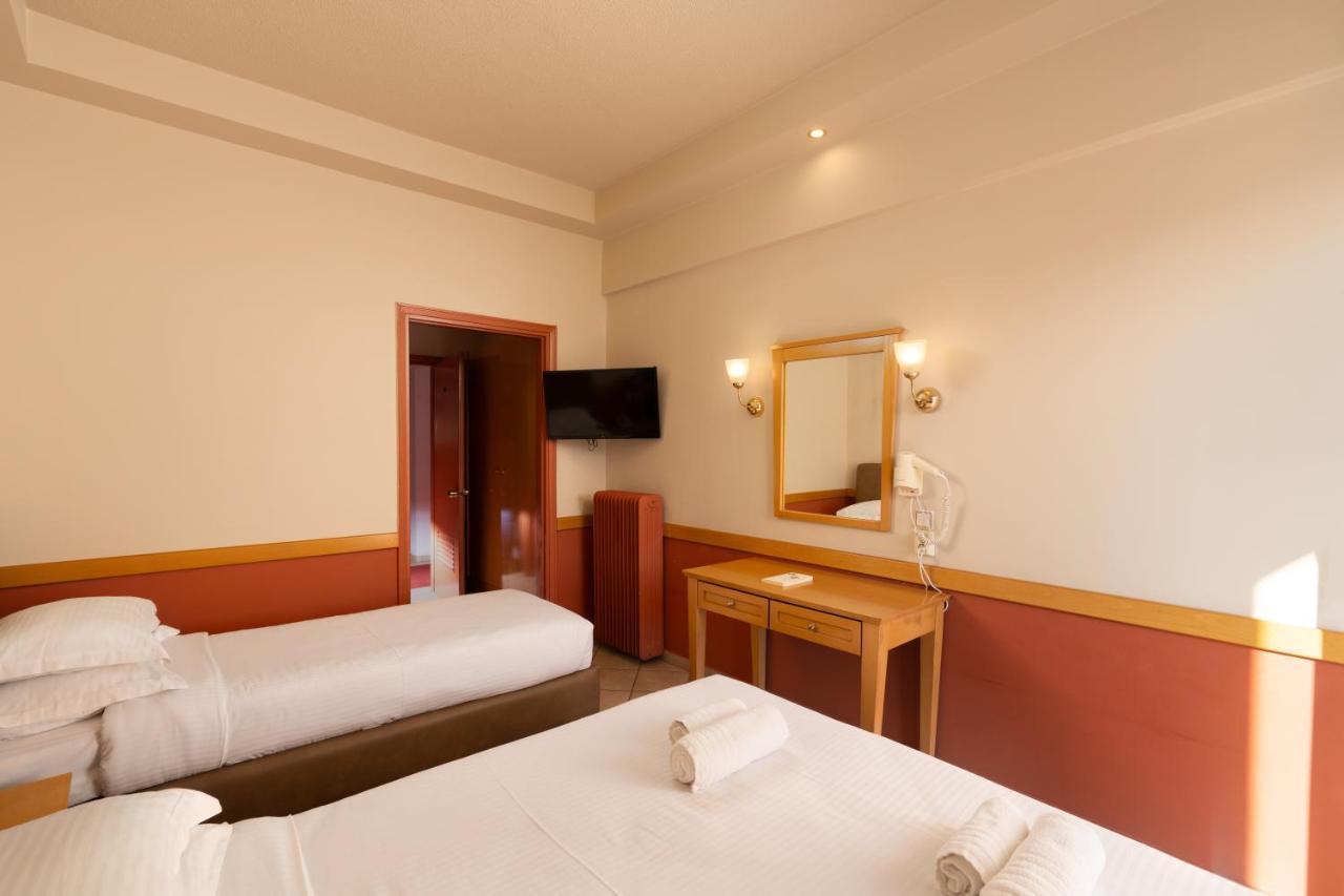 Hotel Ntinas Tríkala Exteriér fotografie